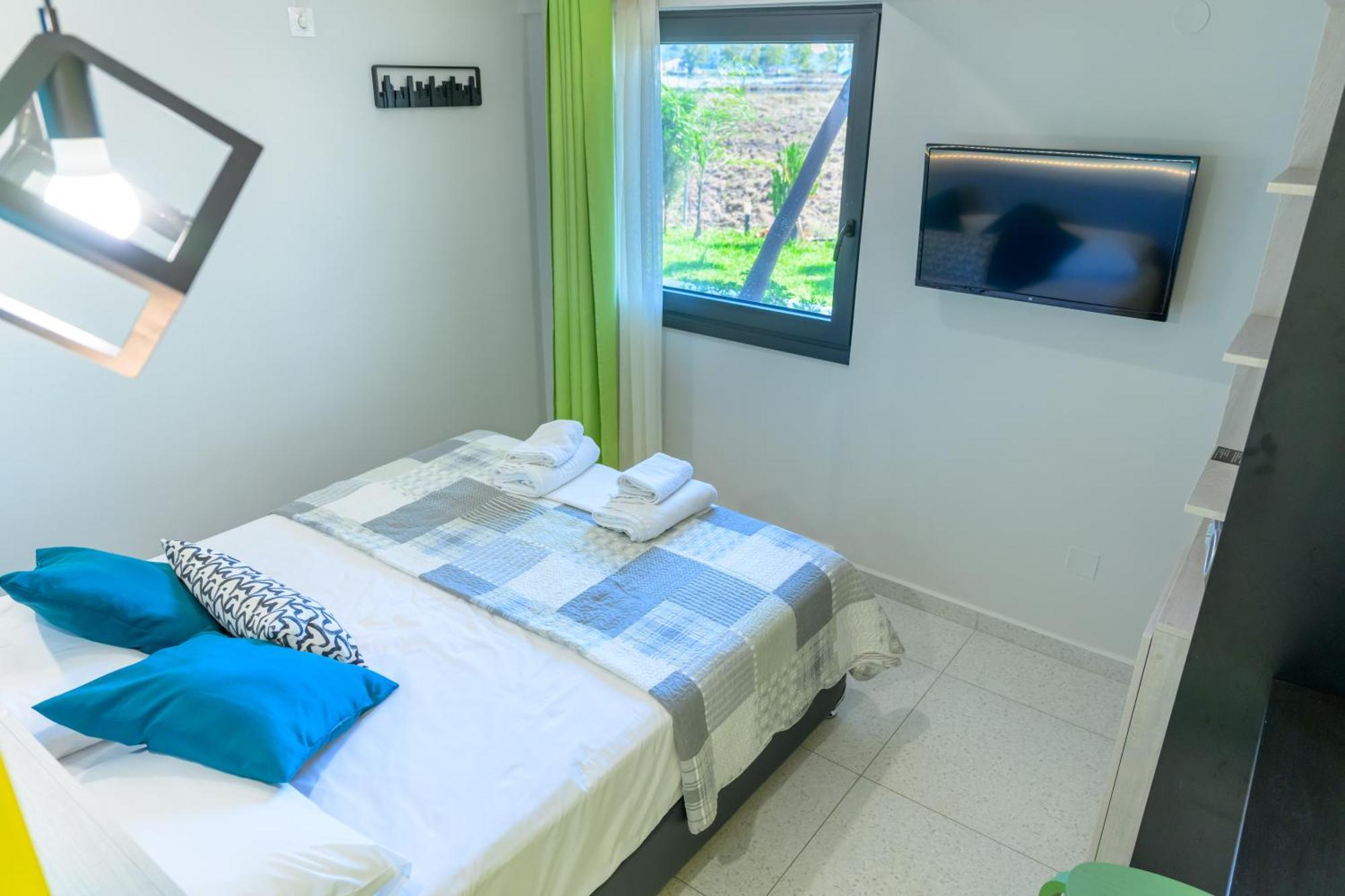 Bikini Apartments Kariotai Номер фото