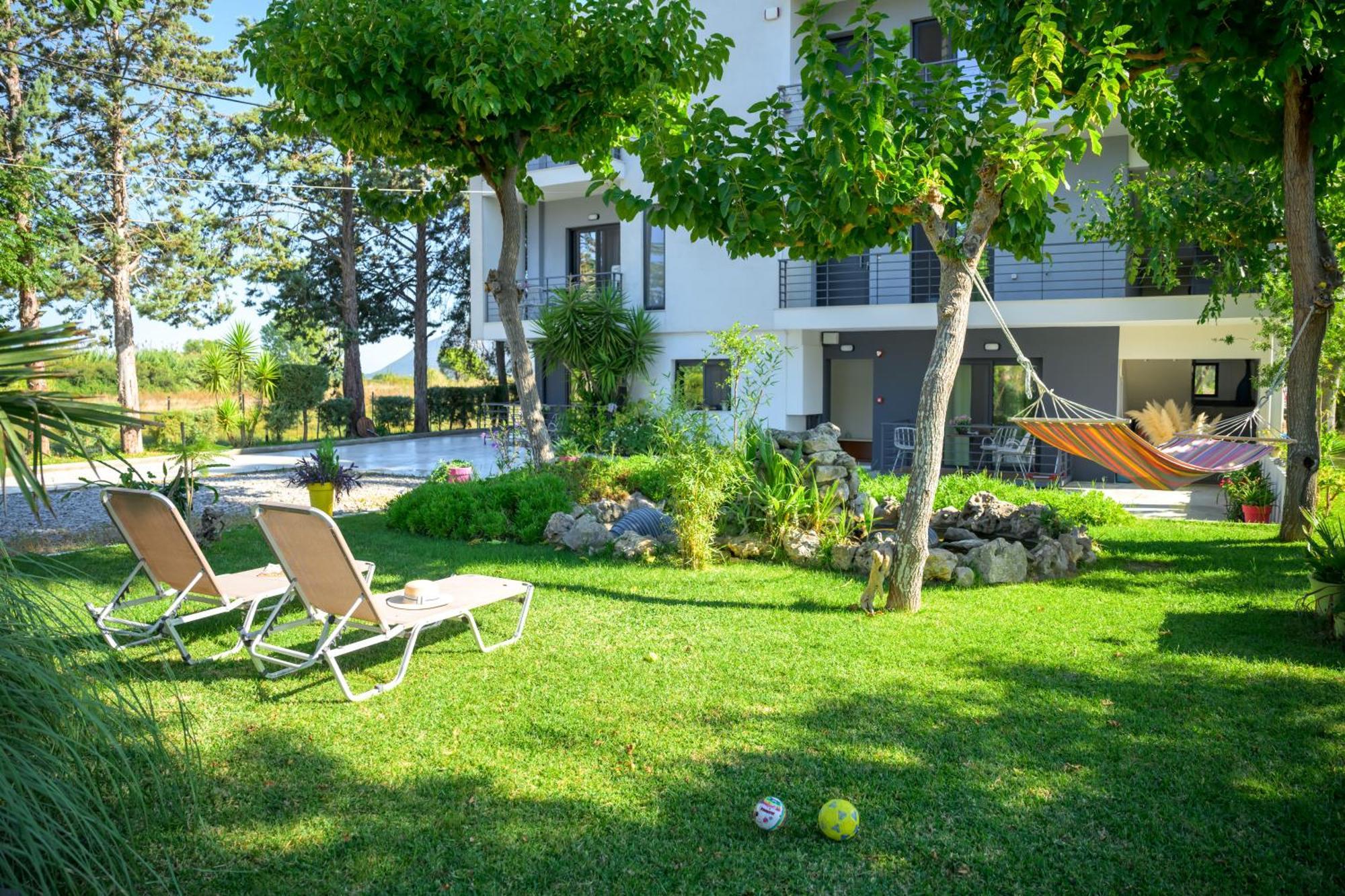 Bikini Apartments Kariotai Экстерьер фото